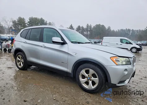 2011 BMW X3 xDrive28I z USA, uszkodzony, nr VIN 5UXWX5C58BL714372